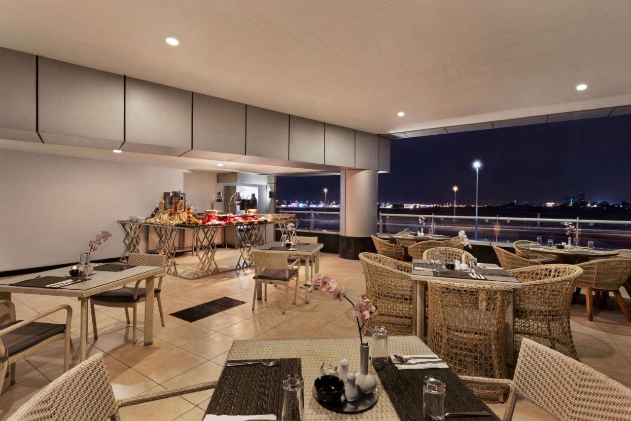 Hotel Ramada By Wyndham Dubai Barsha Heights Exterior foto