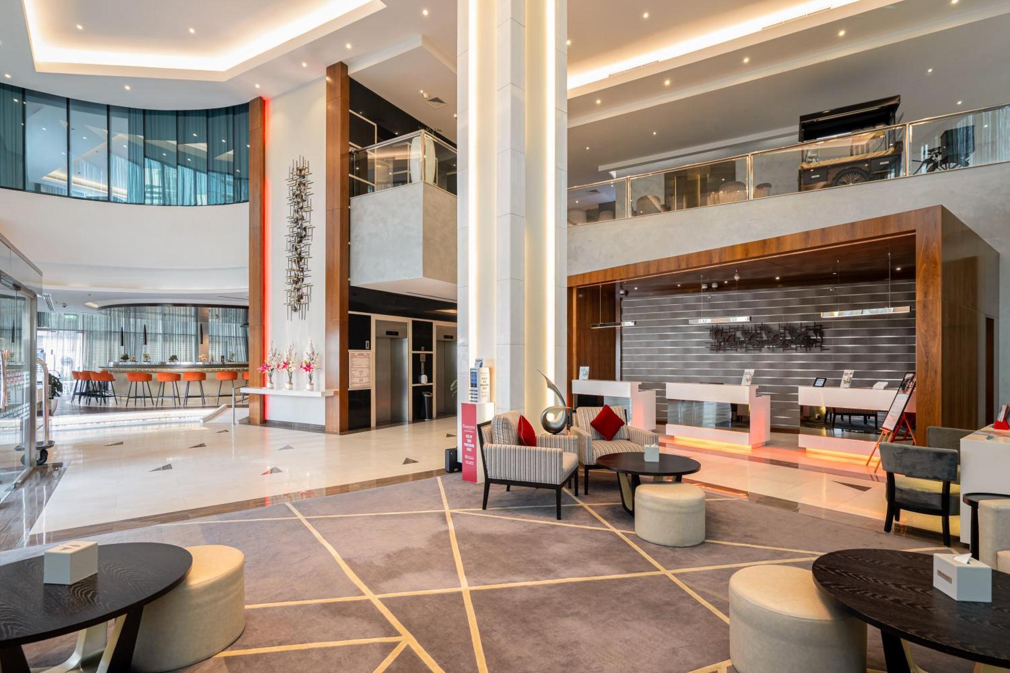 Hotel Ramada By Wyndham Dubai Barsha Heights Exterior foto