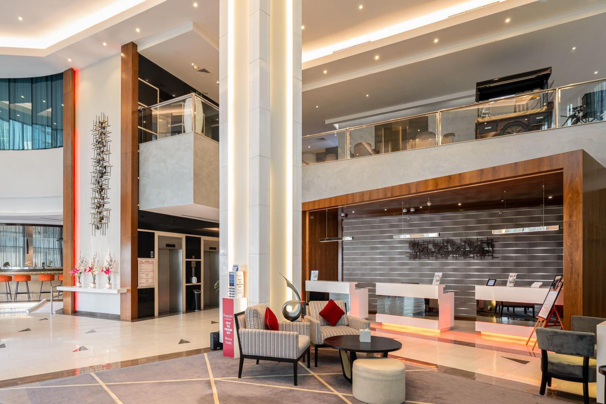 Hotel Ramada By Wyndham Dubai Barsha Heights Exterior foto