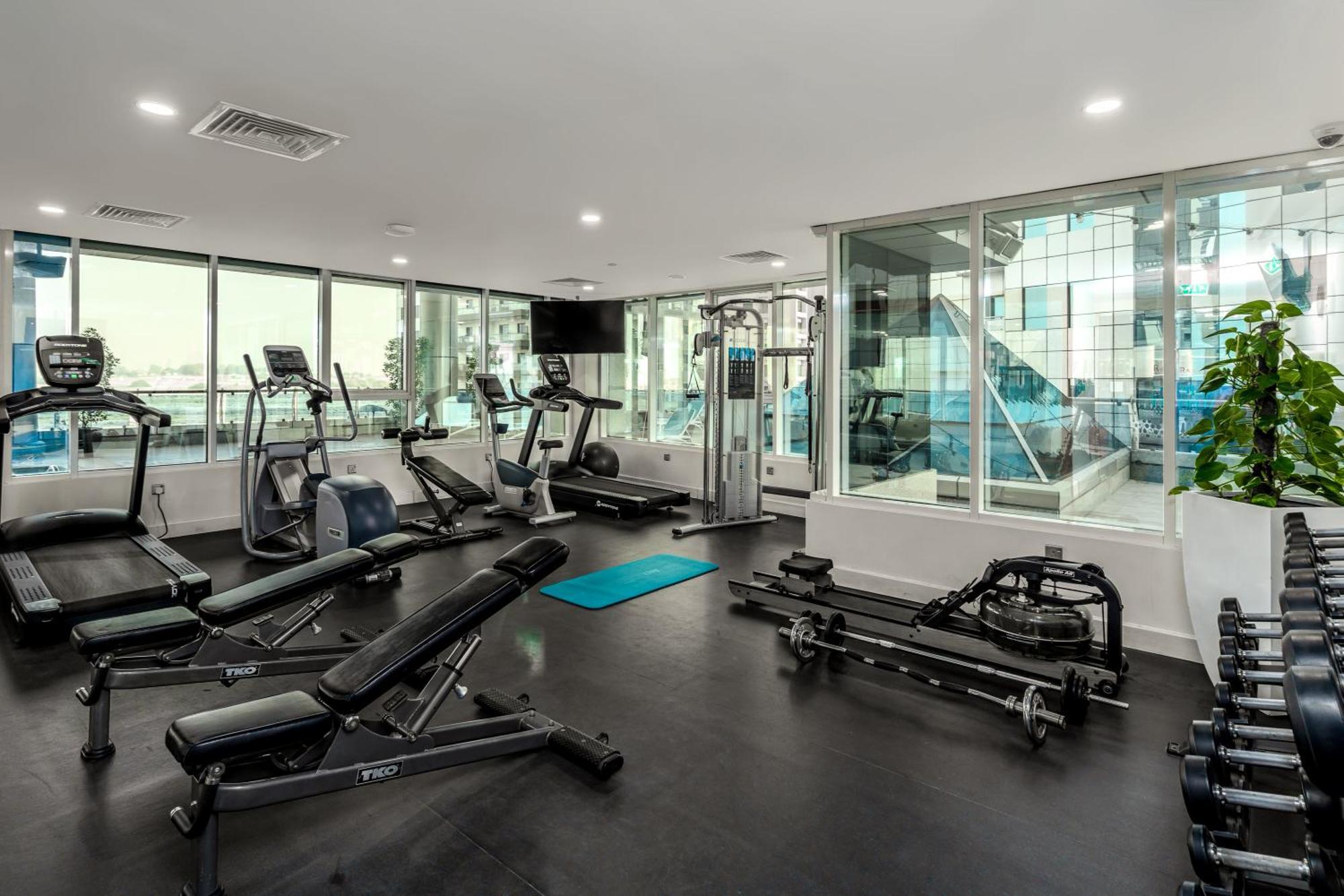 Hotel Ramada By Wyndham Dubai Barsha Heights Exterior foto