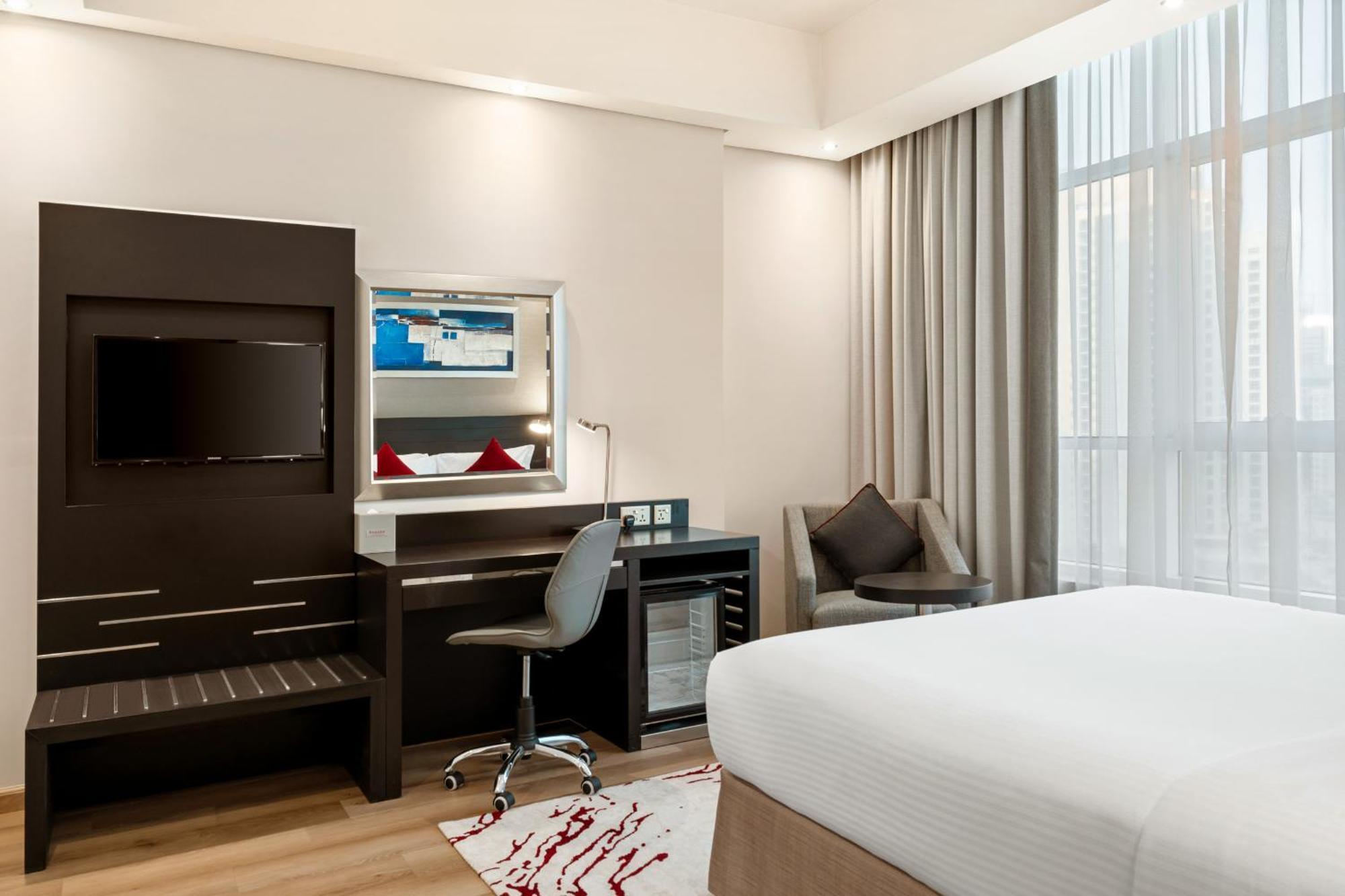 Hotel Ramada By Wyndham Dubai Barsha Heights Exterior foto