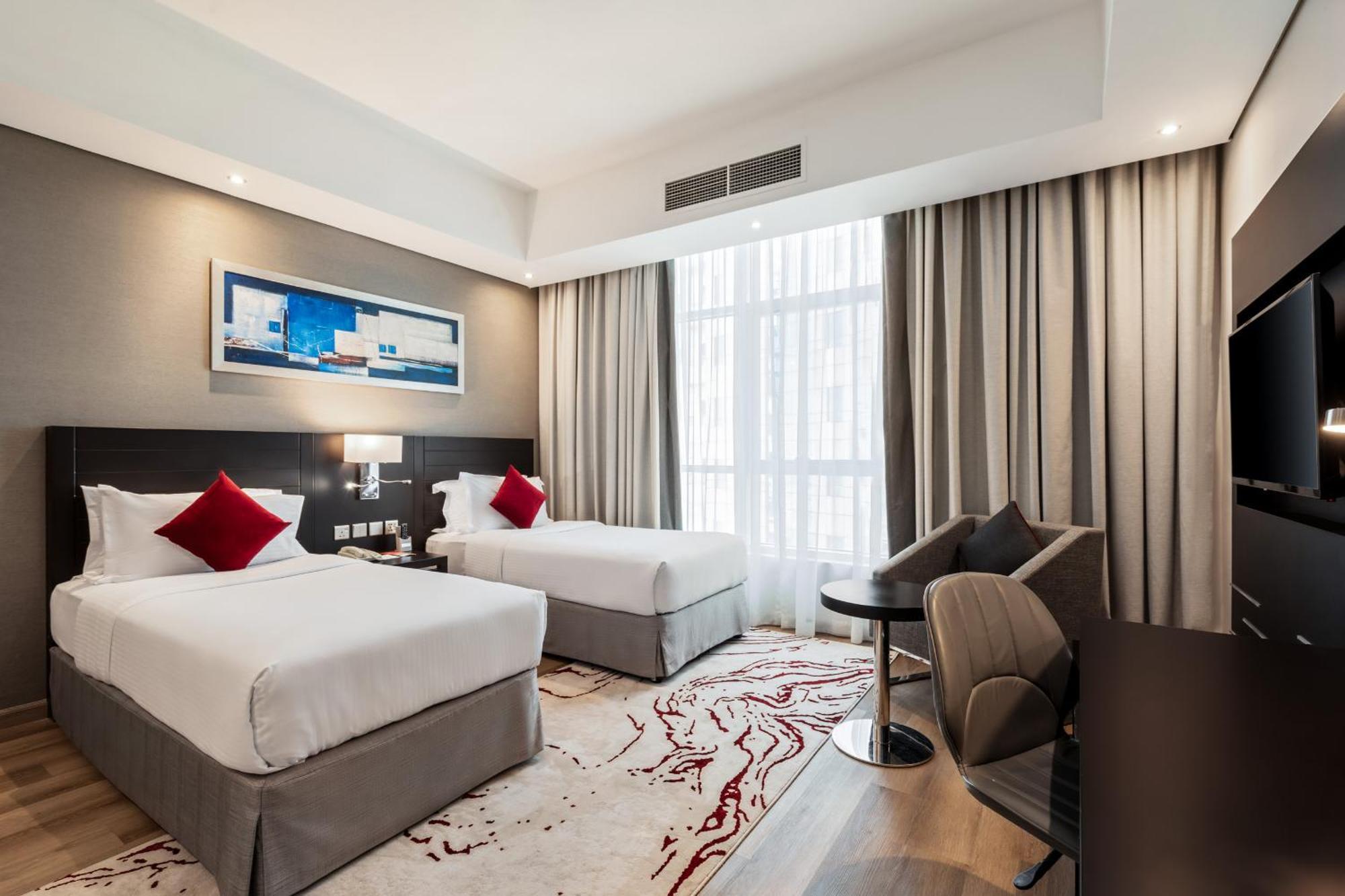 Hotel Ramada By Wyndham Dubai Barsha Heights Exterior foto