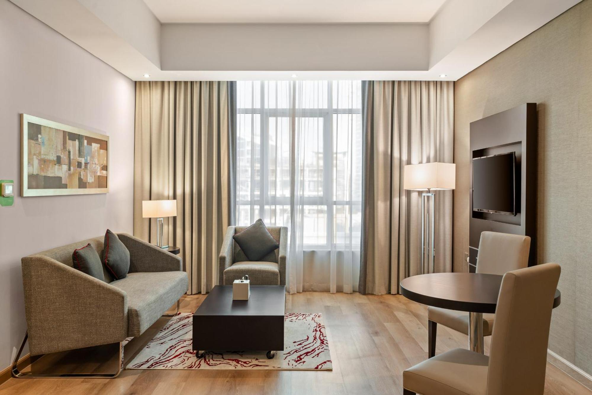 Hotel Ramada By Wyndham Dubai Barsha Heights Exterior foto