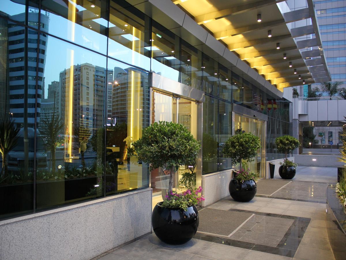 Hotel Ramada By Wyndham Dubai Barsha Heights Exterior foto